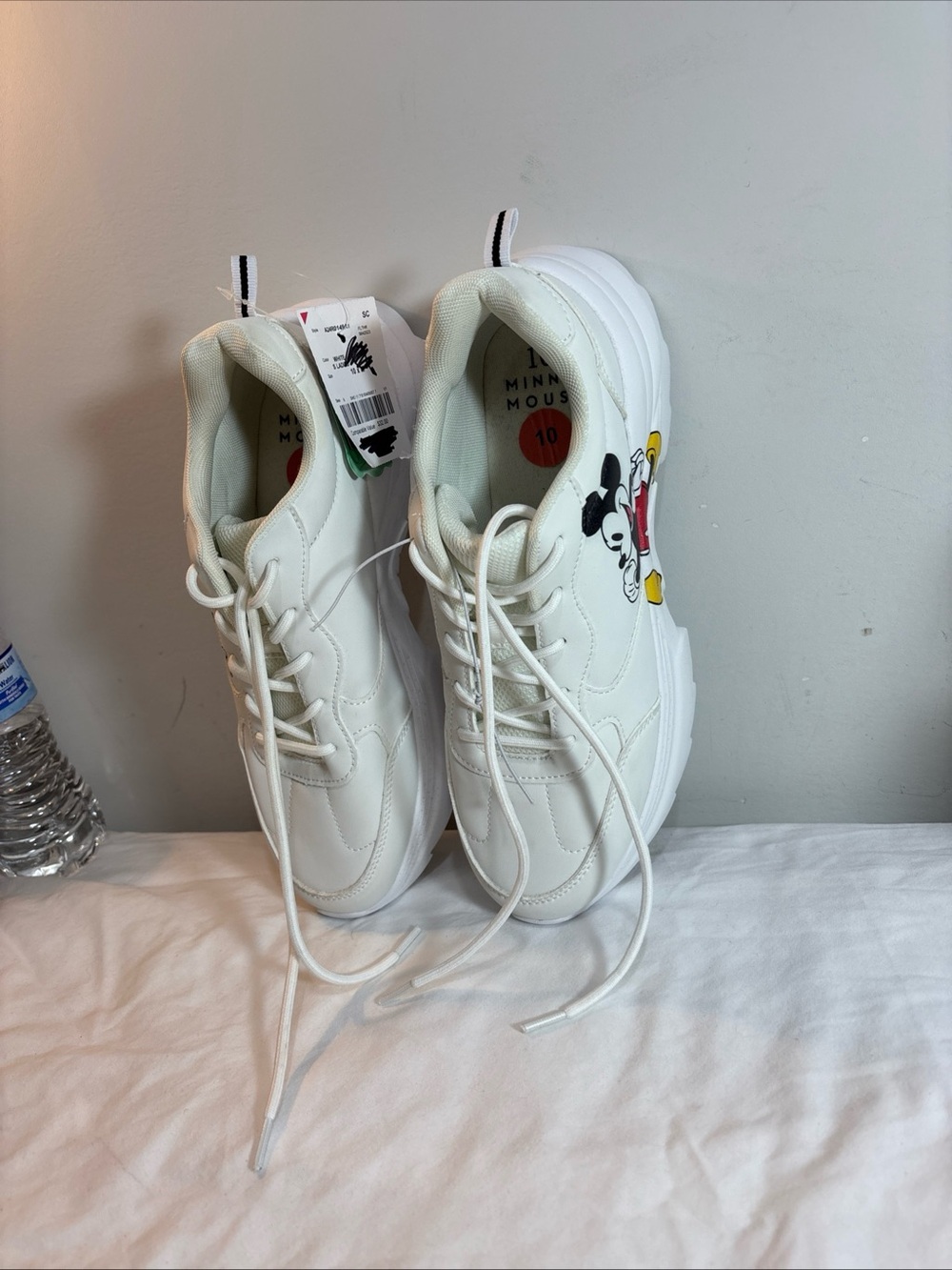 Disney Women’s White Mickey Mouse Accent Sneakers. 8/20